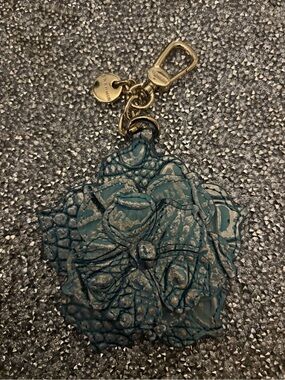 ⭐️Brahmin Teal Floral Embossed Leather Key & Card Holder with Gold Hardware
